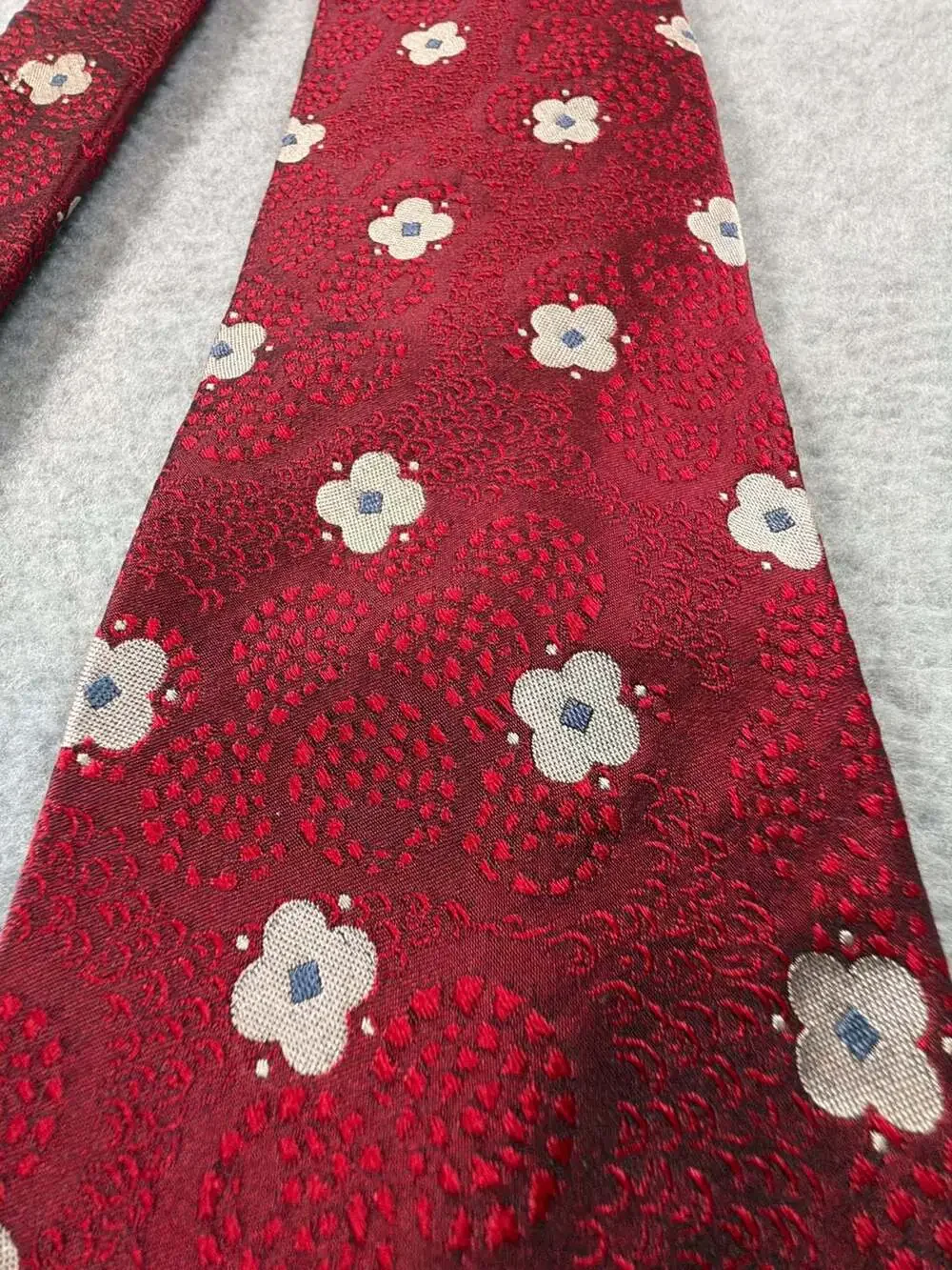 Couture by Bella Nova Red Floral Pattern 100% Silk Necktie